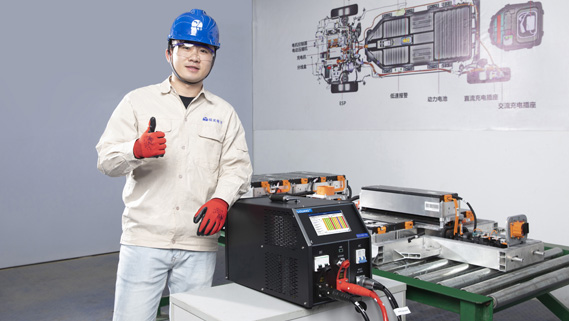 福光産(chǎn)品應用于新(xin)能源乘用車(chē)锂電池維護(hu)現場
