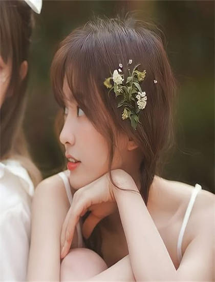 《新嫡贵荣华》影视作品全面专业解析里程碑式的：剧情深度剖析与艺术价值探讨，卫视热播