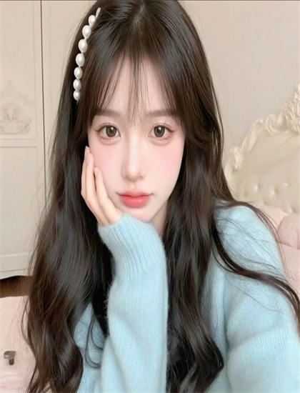 表演艺术解析：眨眼好运连连的表演风格的独特性与艺术价值 揭示人性的复杂与美好